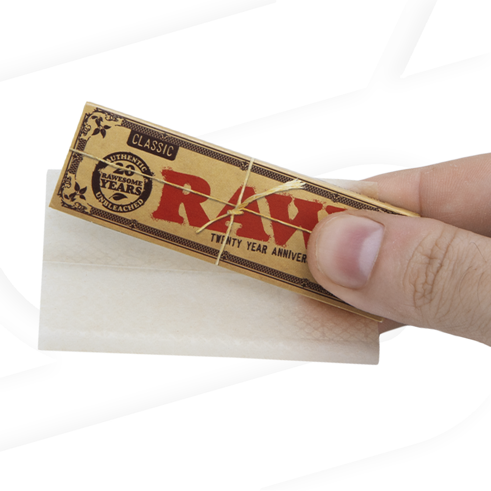 RAW Classic 20th Anniversary 1 1/4 Rolling Papers