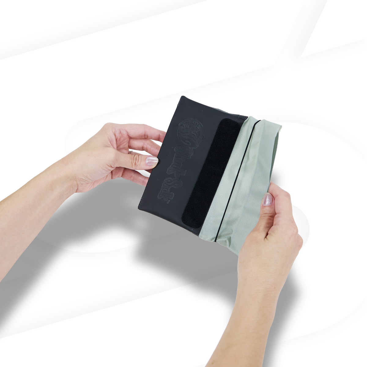 Skunk Flat Pack Storage esd-official